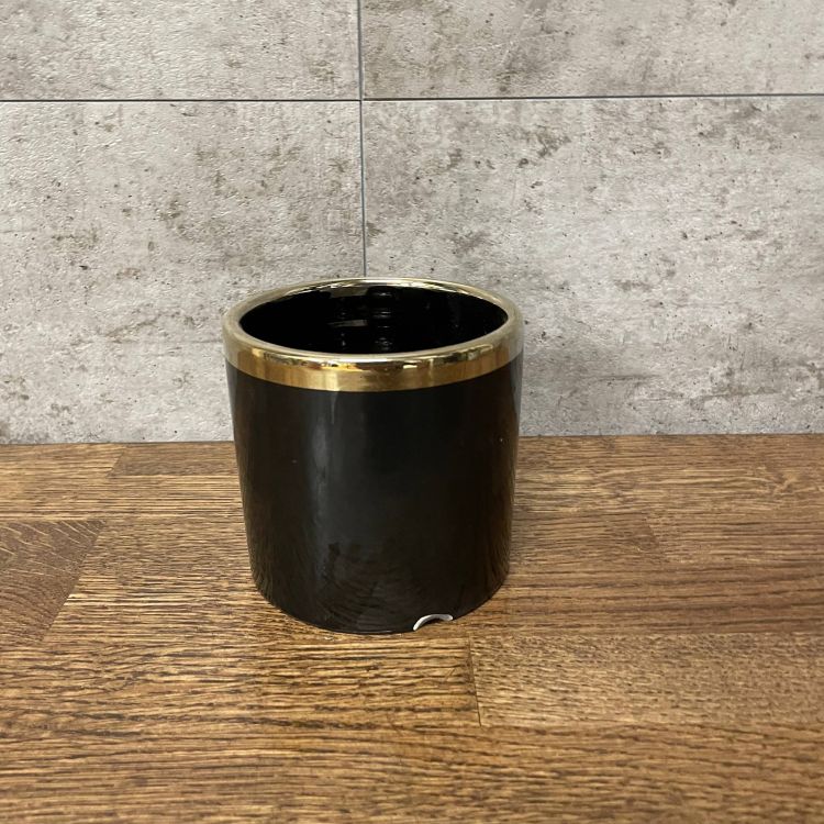 Горшок «Black Gold» д11 уценка (со сколом) фото 1 &mdash; Luxury Plants